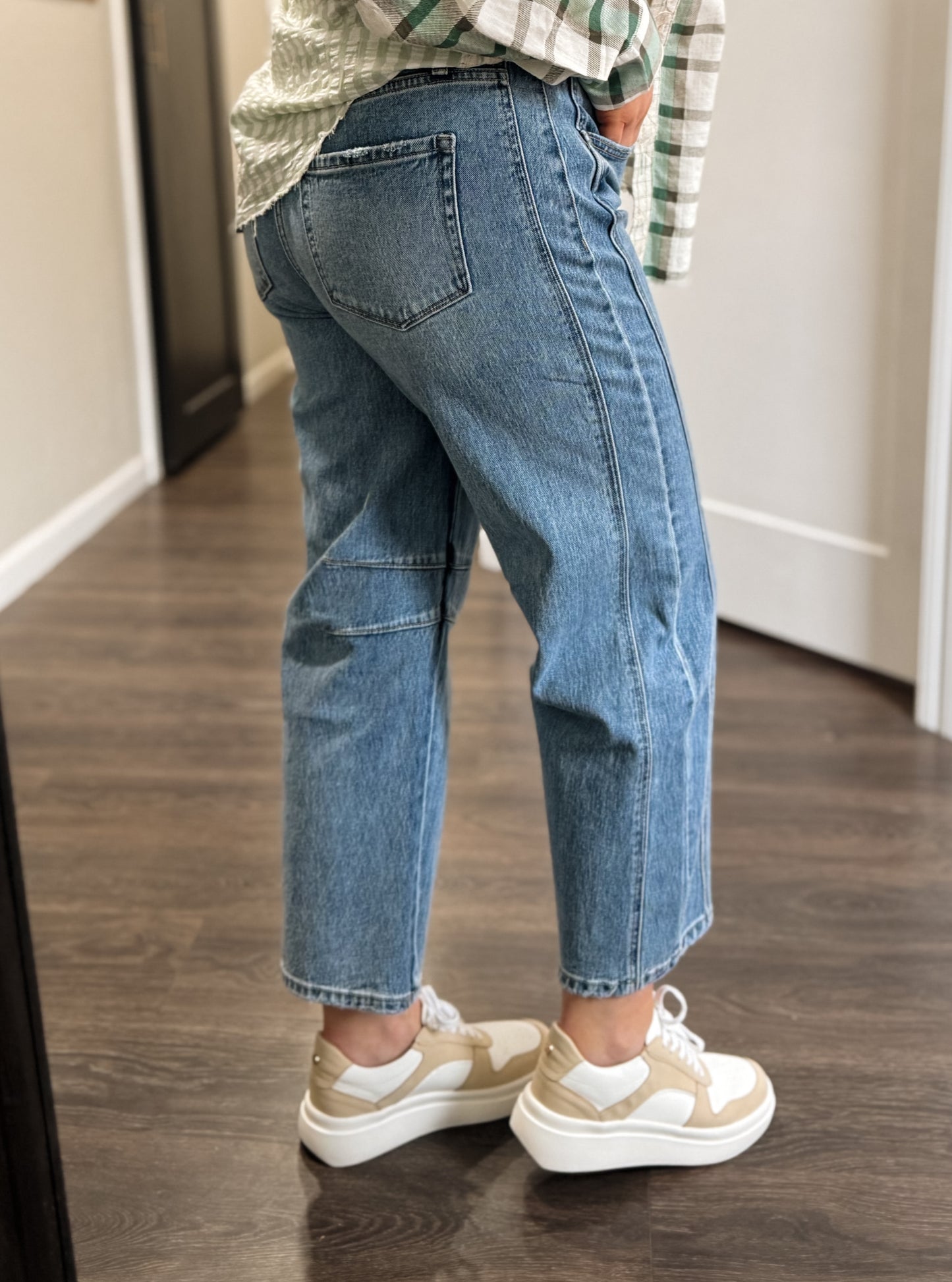 Vervet | Finn High Rise Barrel Jean