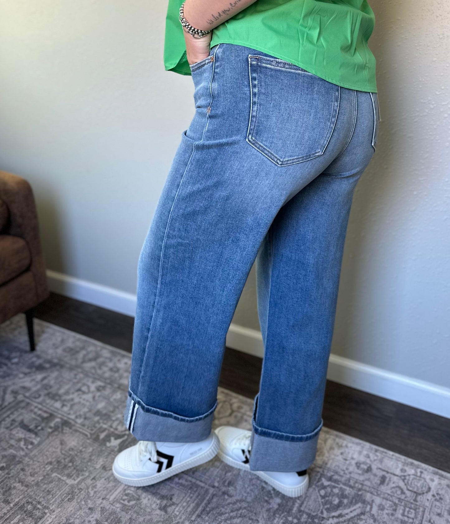 Hidden | Nicole Cuffed Dad Jean
