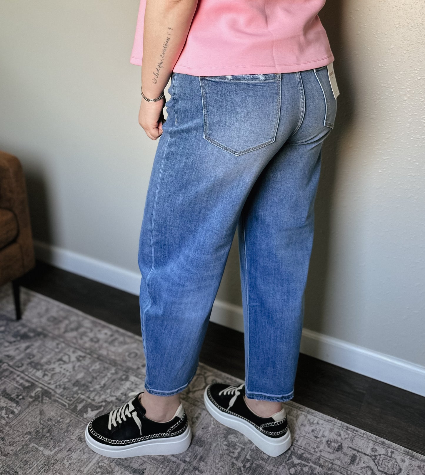Lovervet | Jayna Barrel Jean