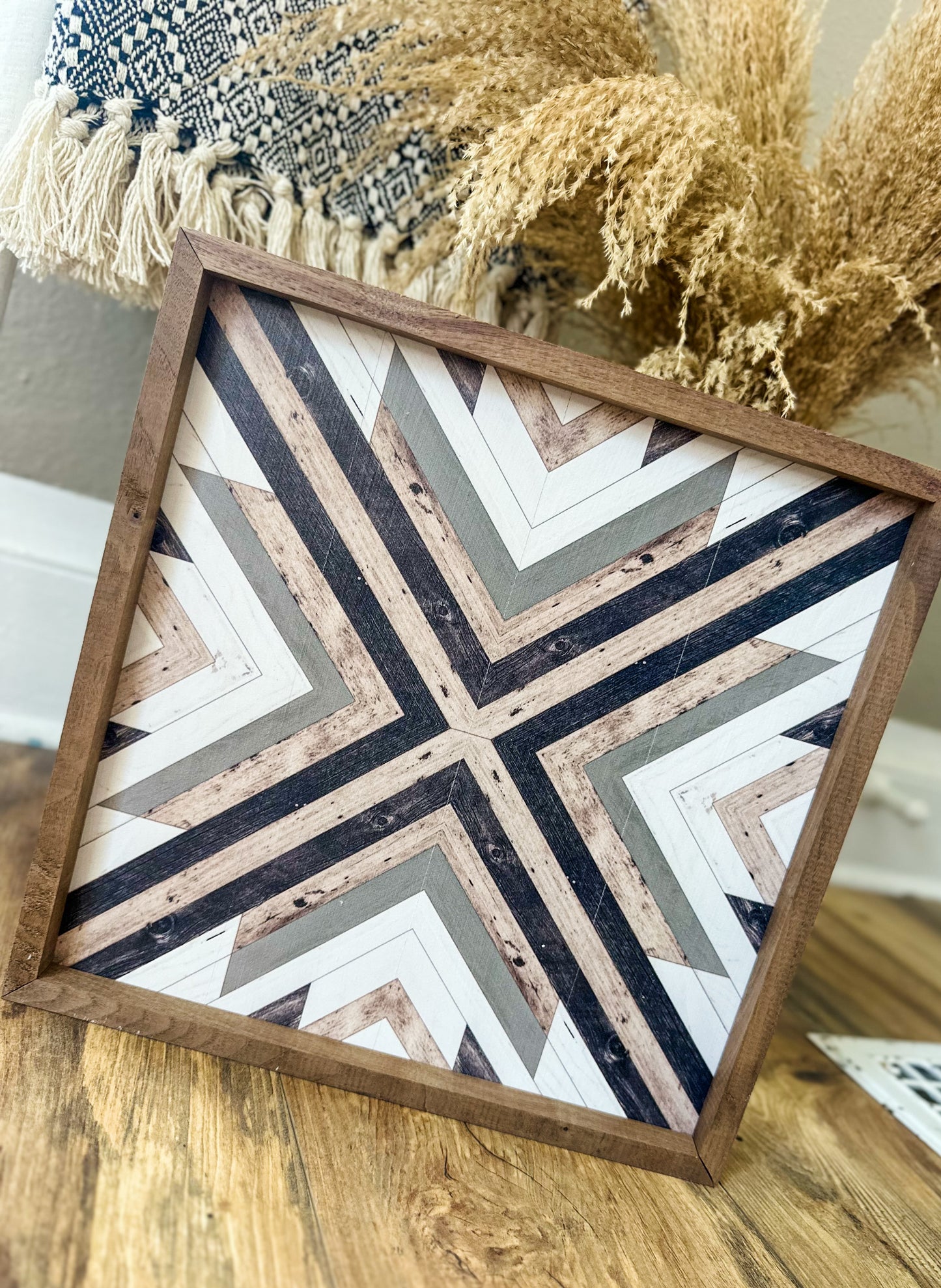 Barn Quilt - Green 12x12