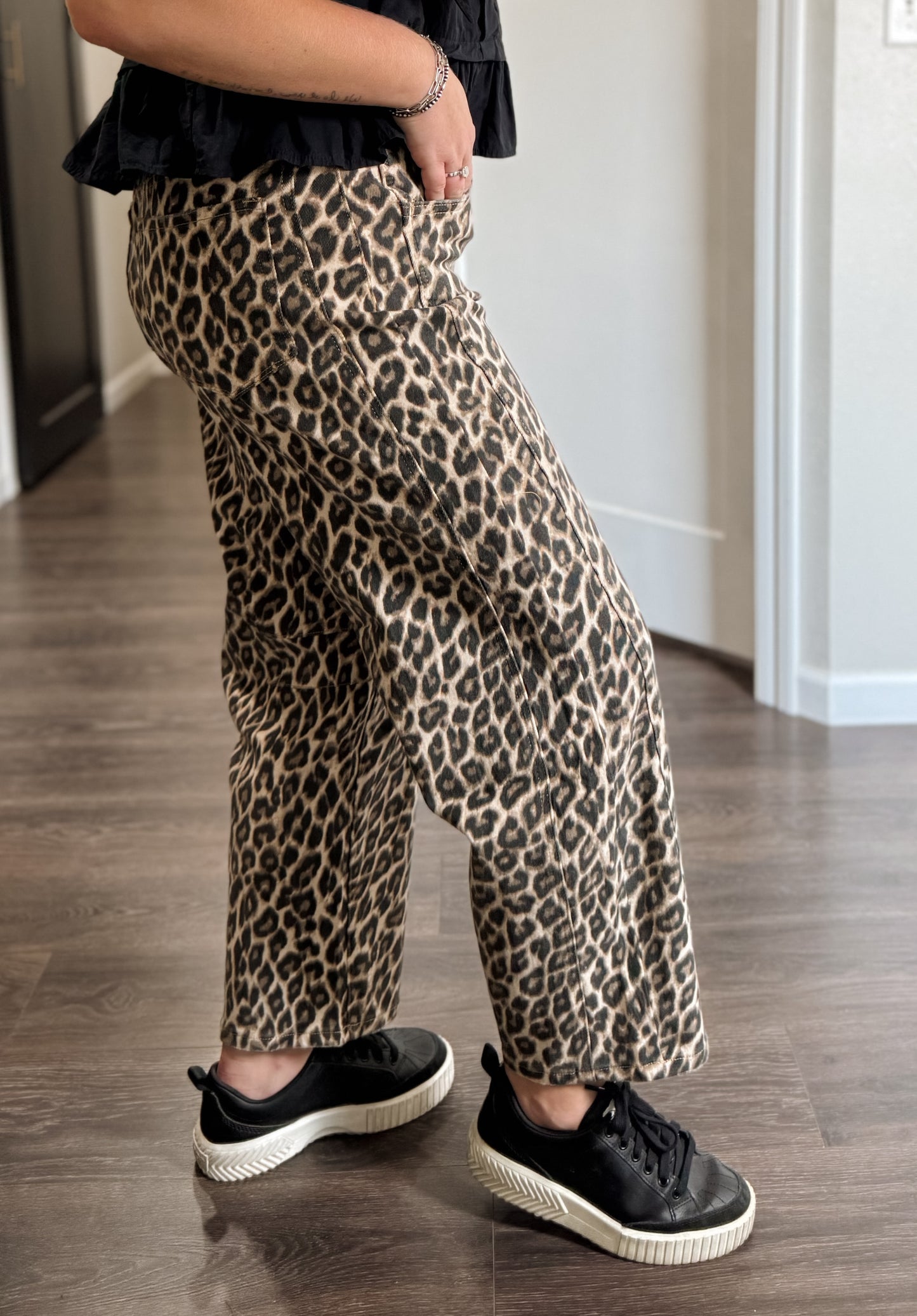 Vervet | High Rise Leopard Barrel Jean