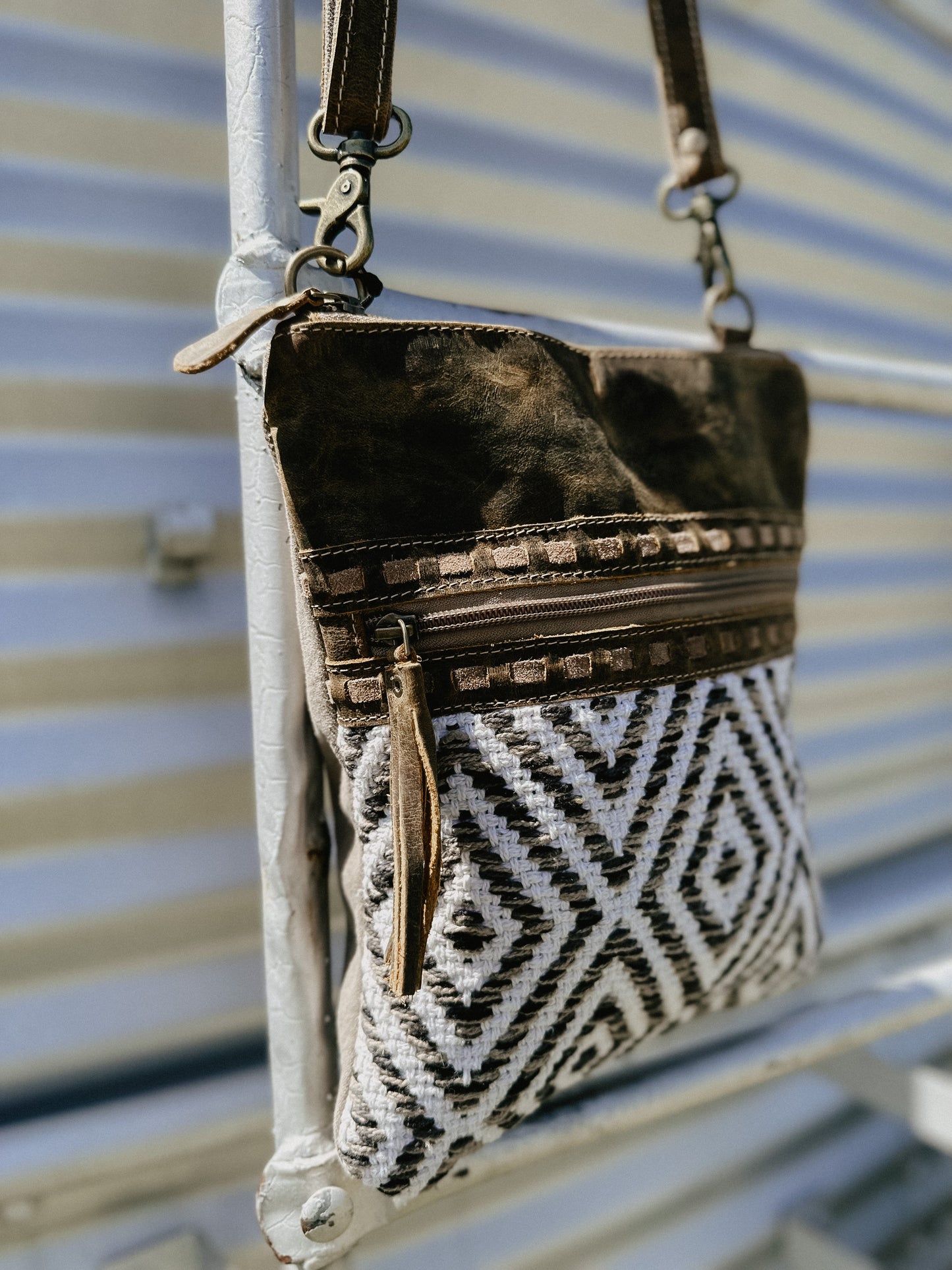 Crossroads Crossbody