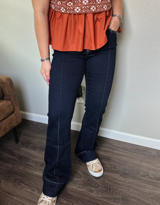 Lovervet | Tia Pintuck Trouser Bootcut