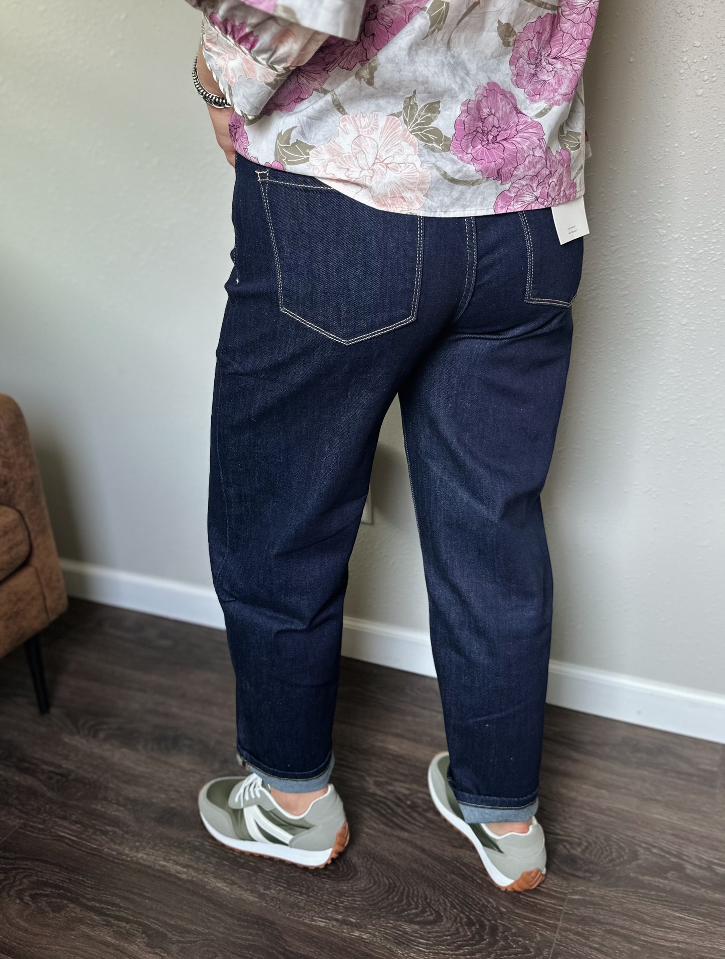 Lovervet | Leslie Slim Barrel