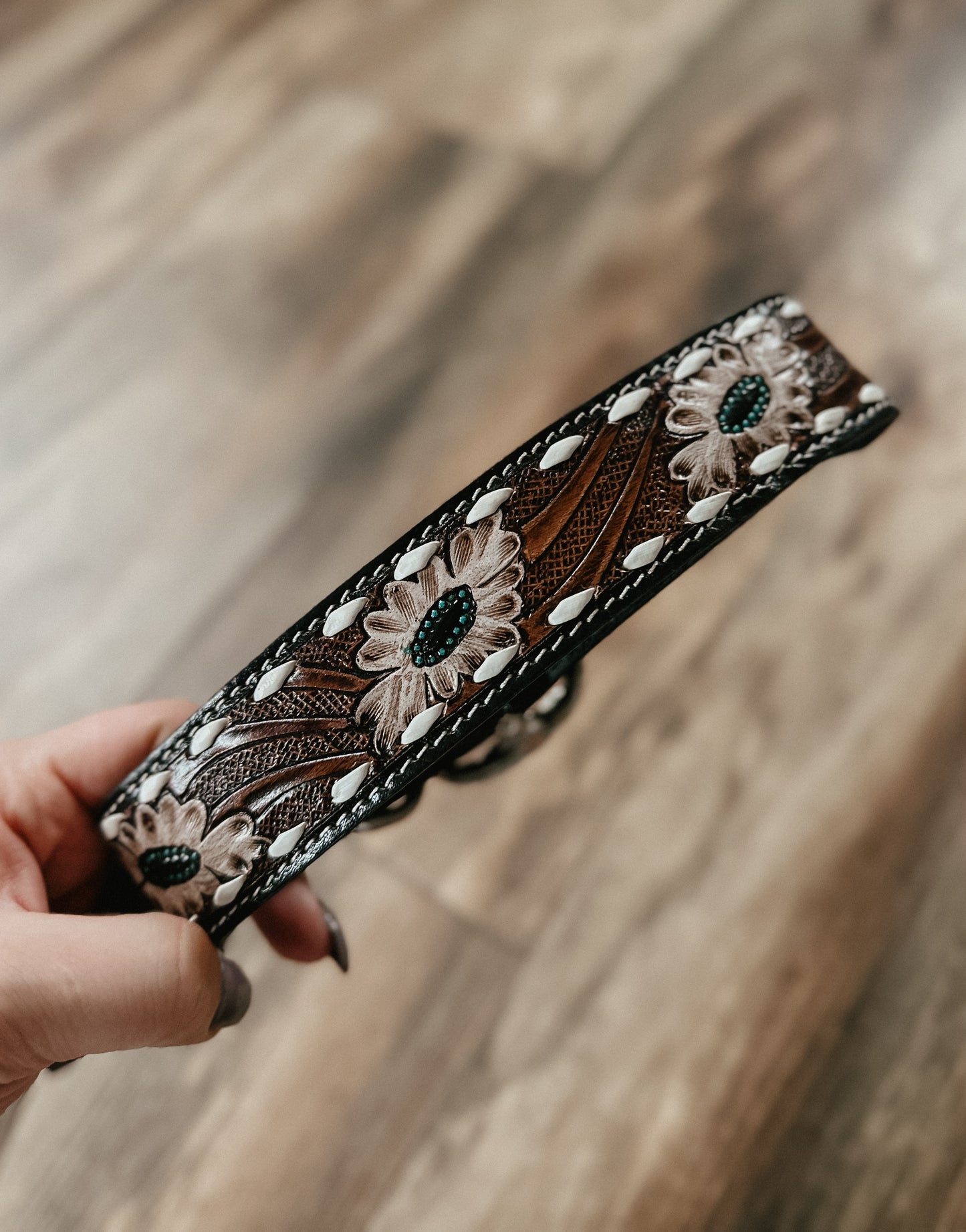 Tooled Flower Dog Collar