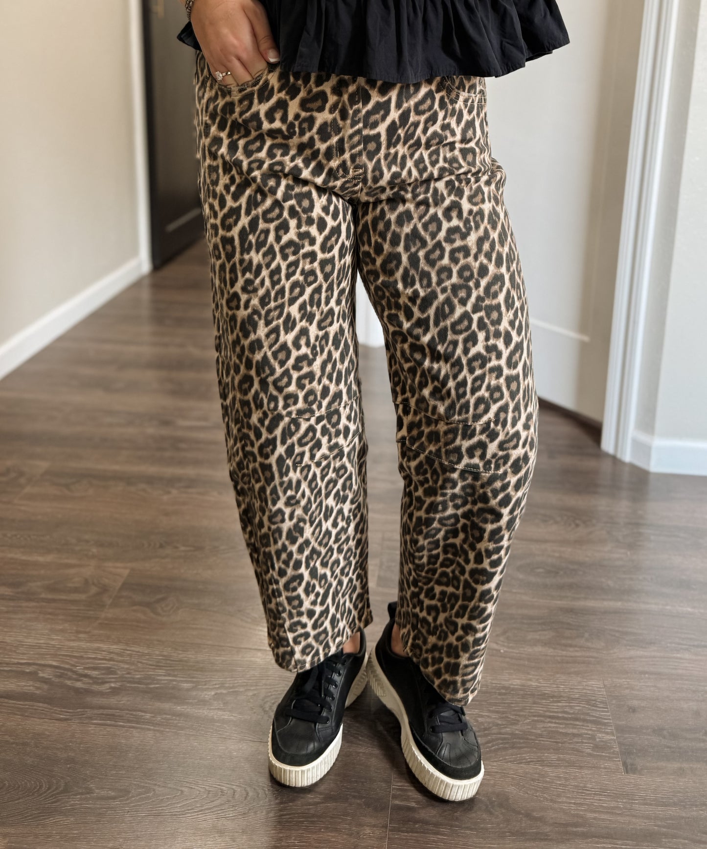 Vervet | High Rise Leopard Barrel Jean