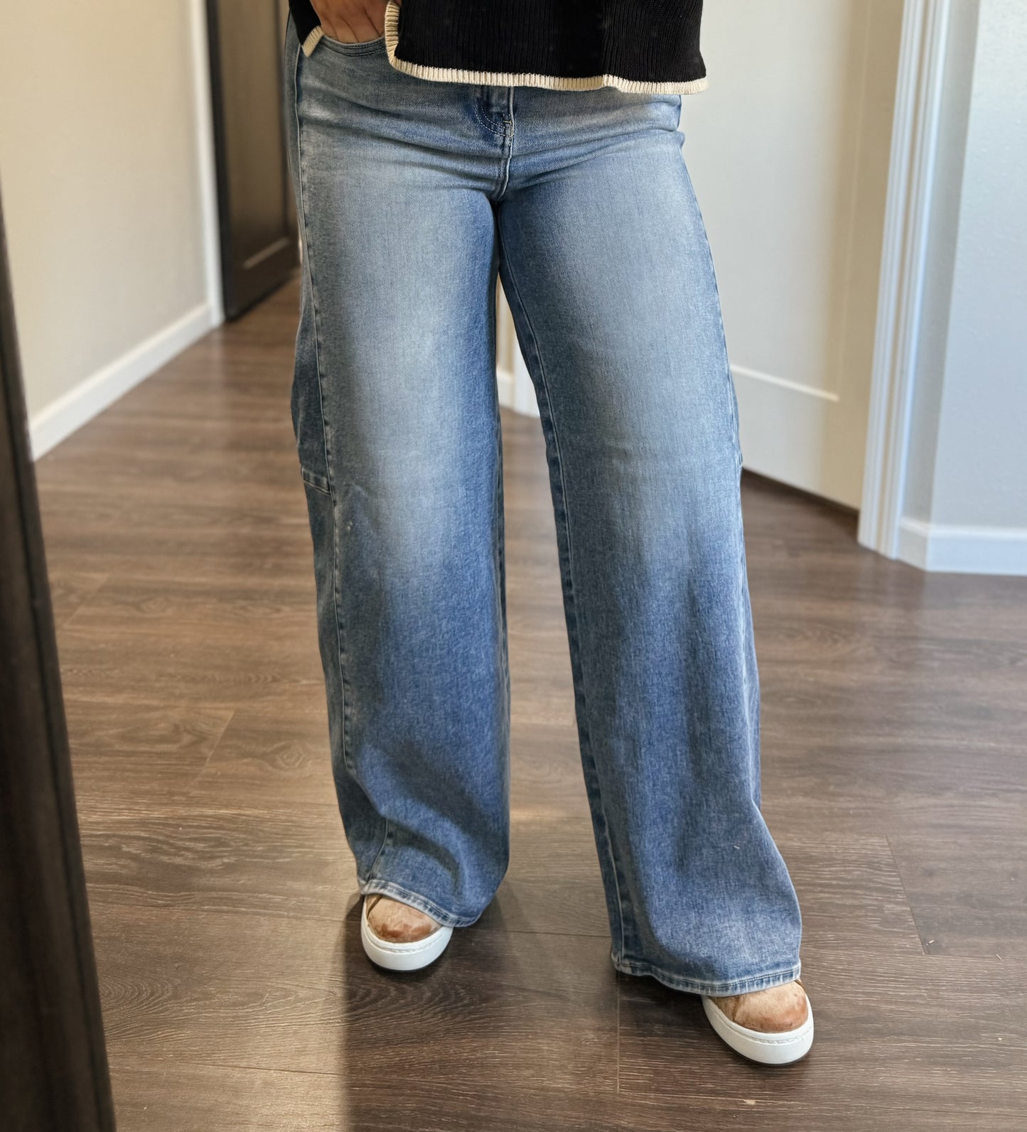 Risen | High Rise Contrast Seam Wide Leg