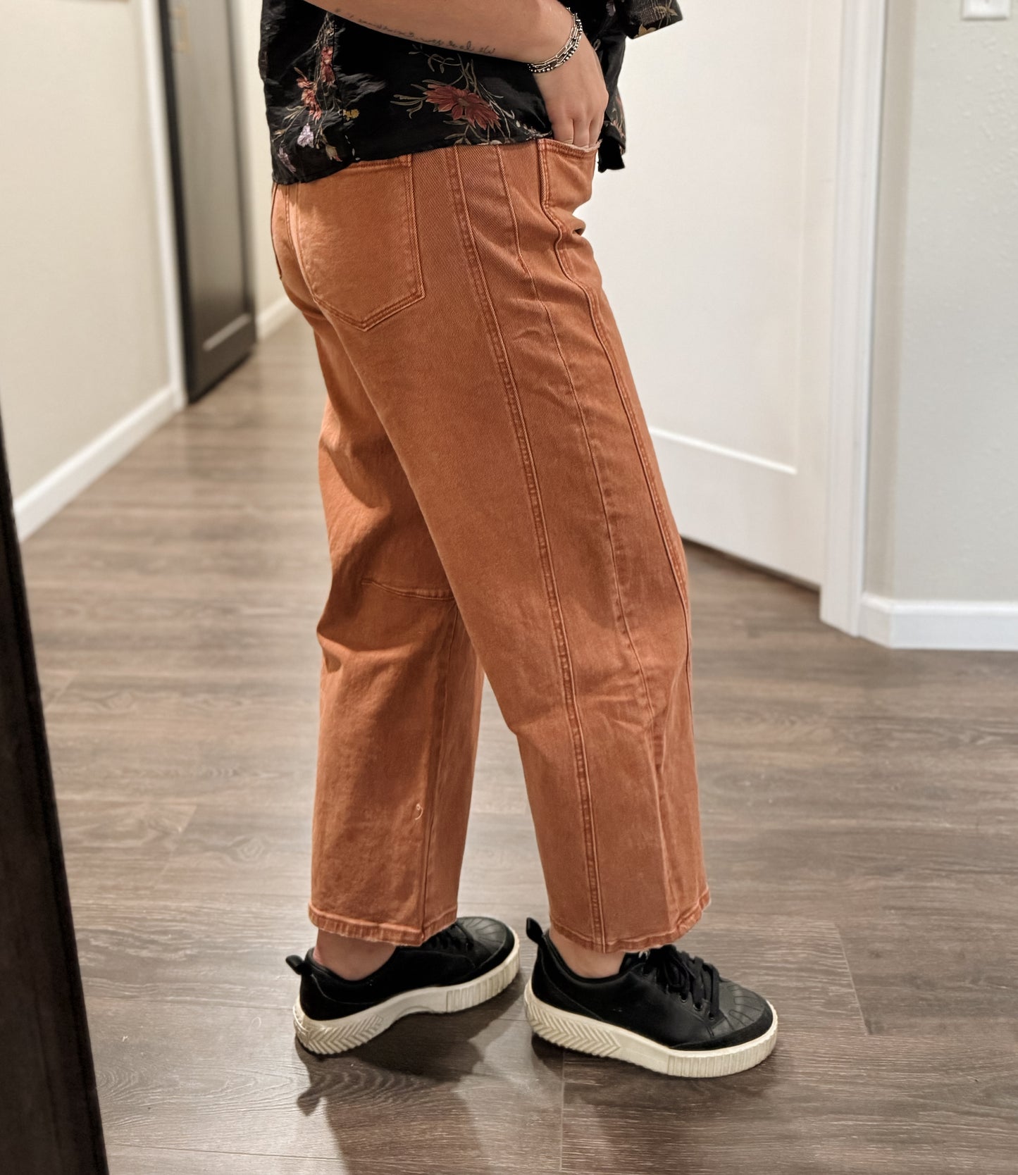Flying Monkey | High Rise Twist Seam Barrel - Copper