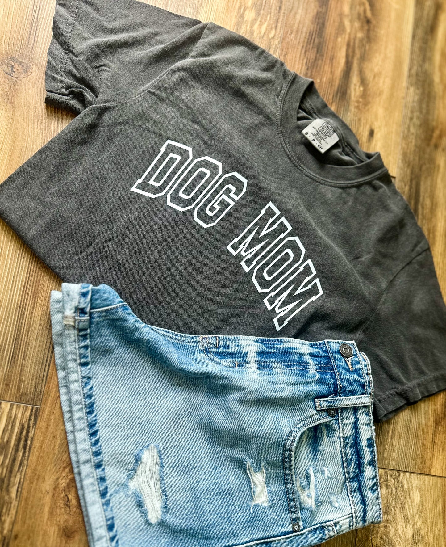 Dog Mom Tee - Washed Black